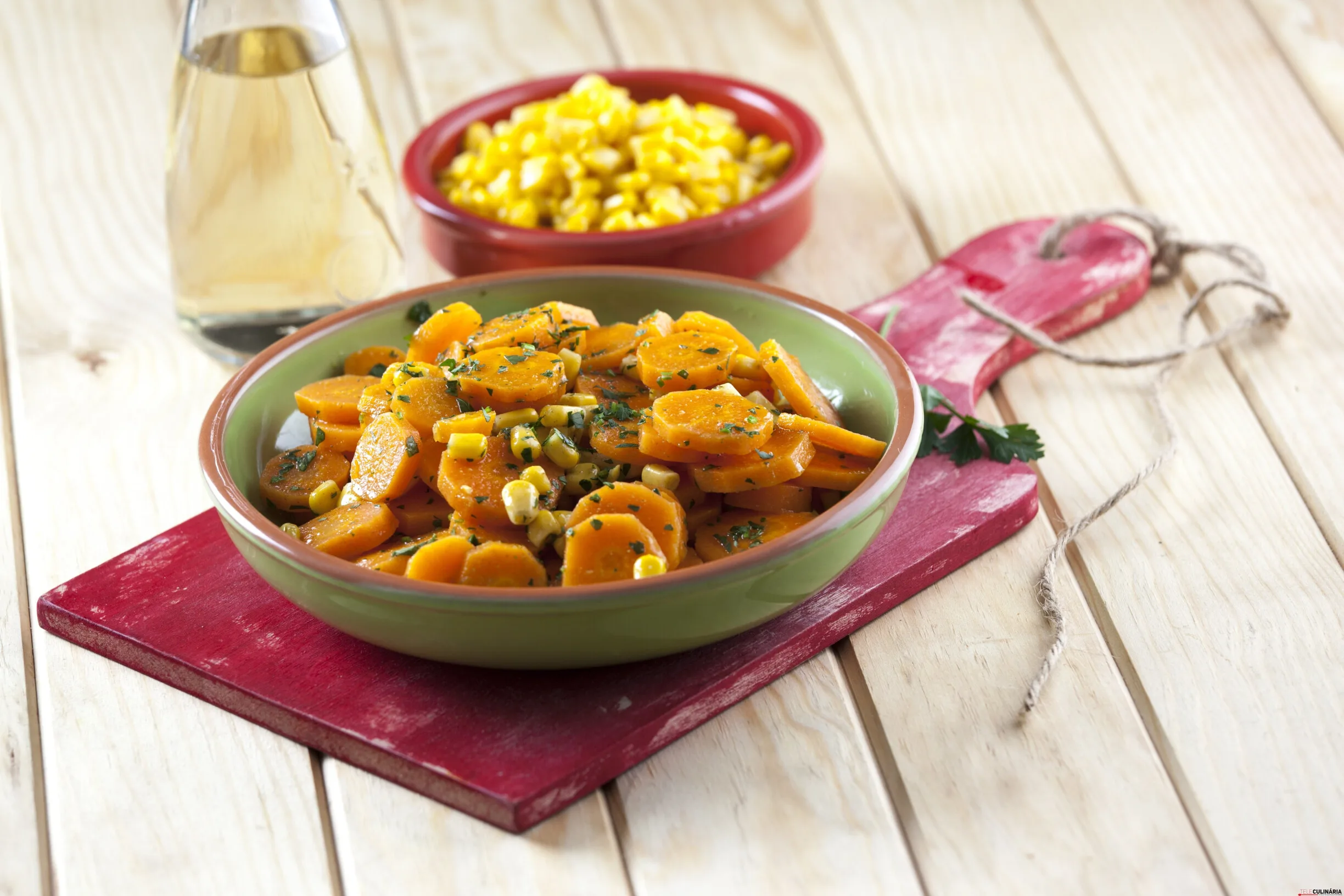 Cenouras marinadas com milho