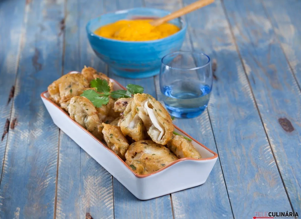 Lulas crocantes com puré de cenoura