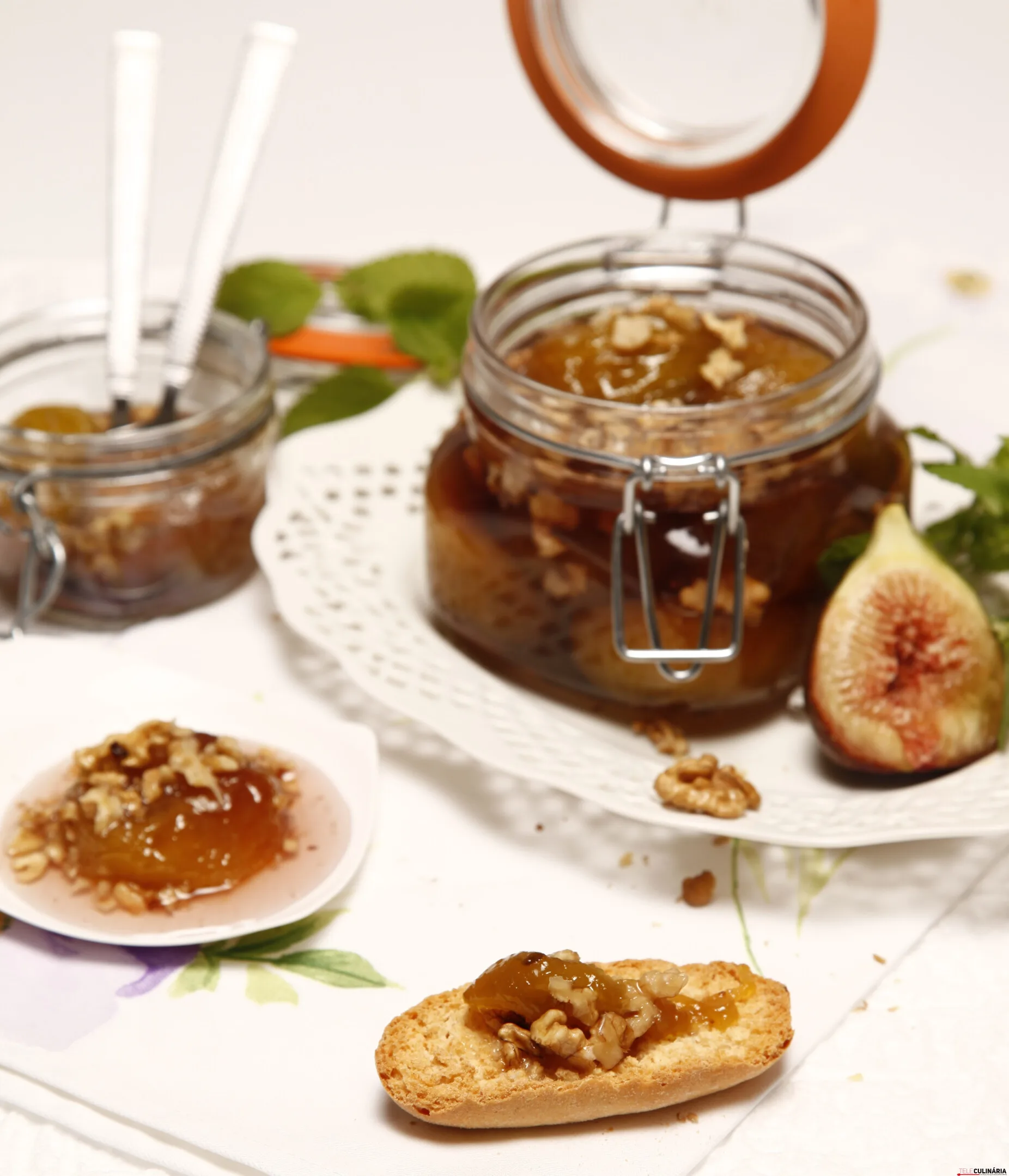 Compota de figos com noz