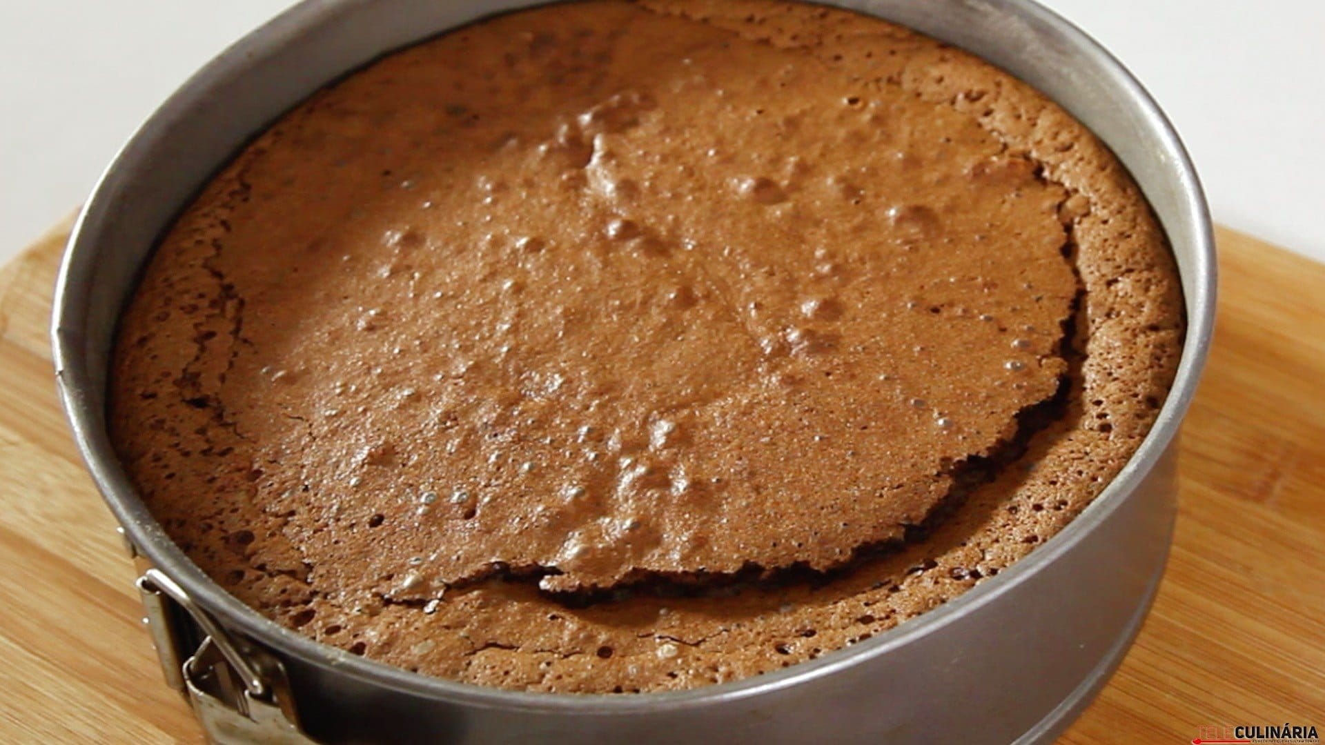 Bolo mousse de chocolate