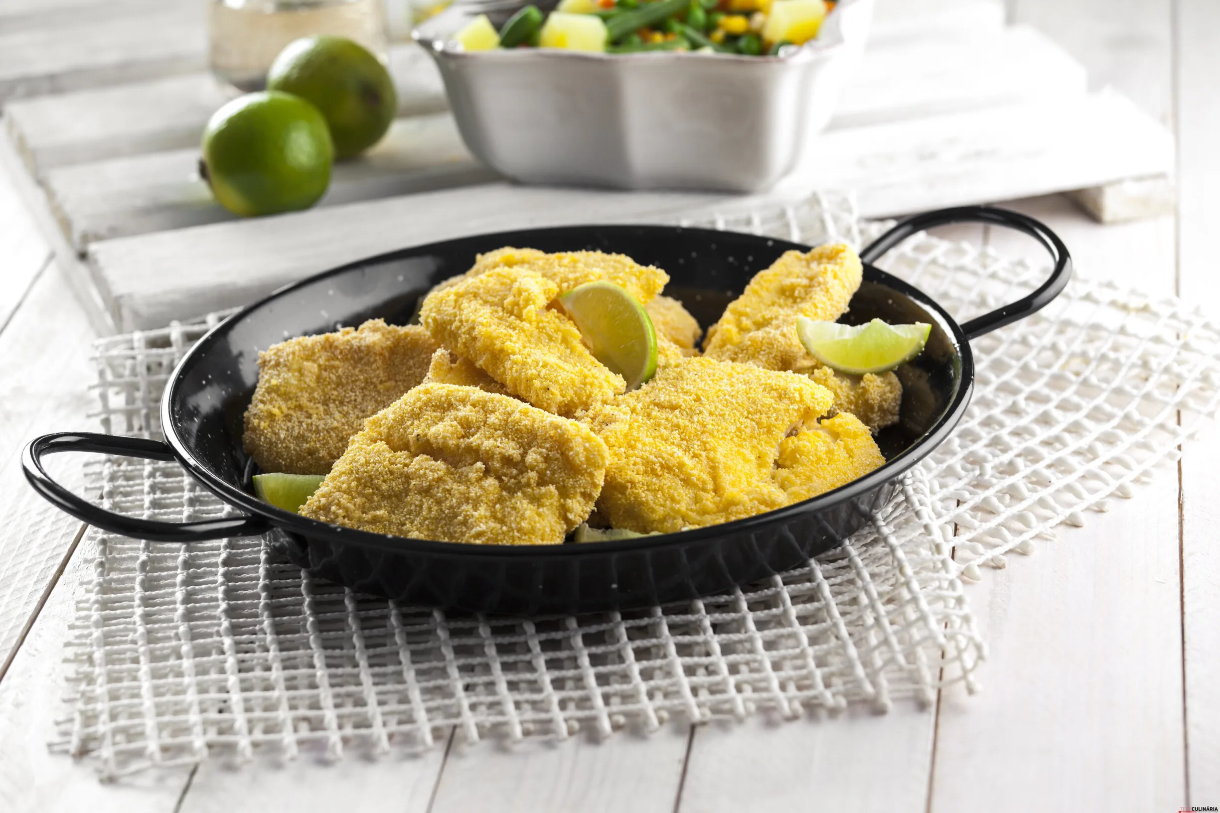 Filetes panados com salada russa