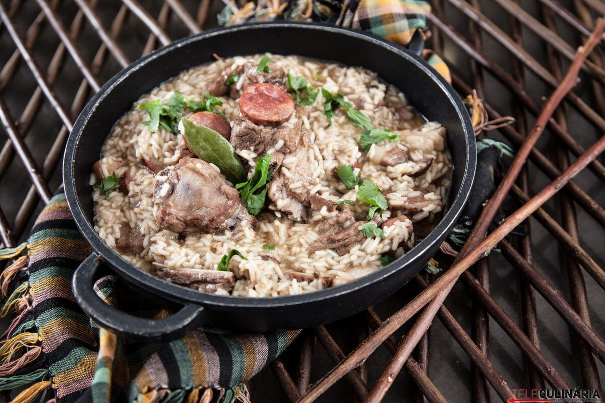 Arroz de entrecosto à minhota