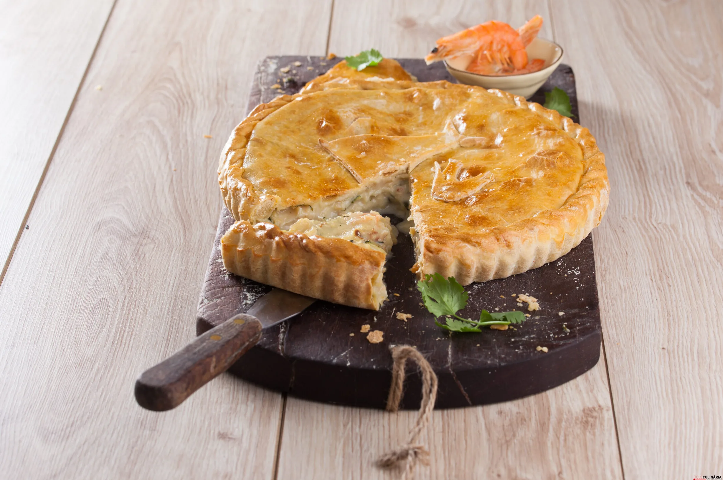 Empada de bacalhau e camarão (robot de cozinha)