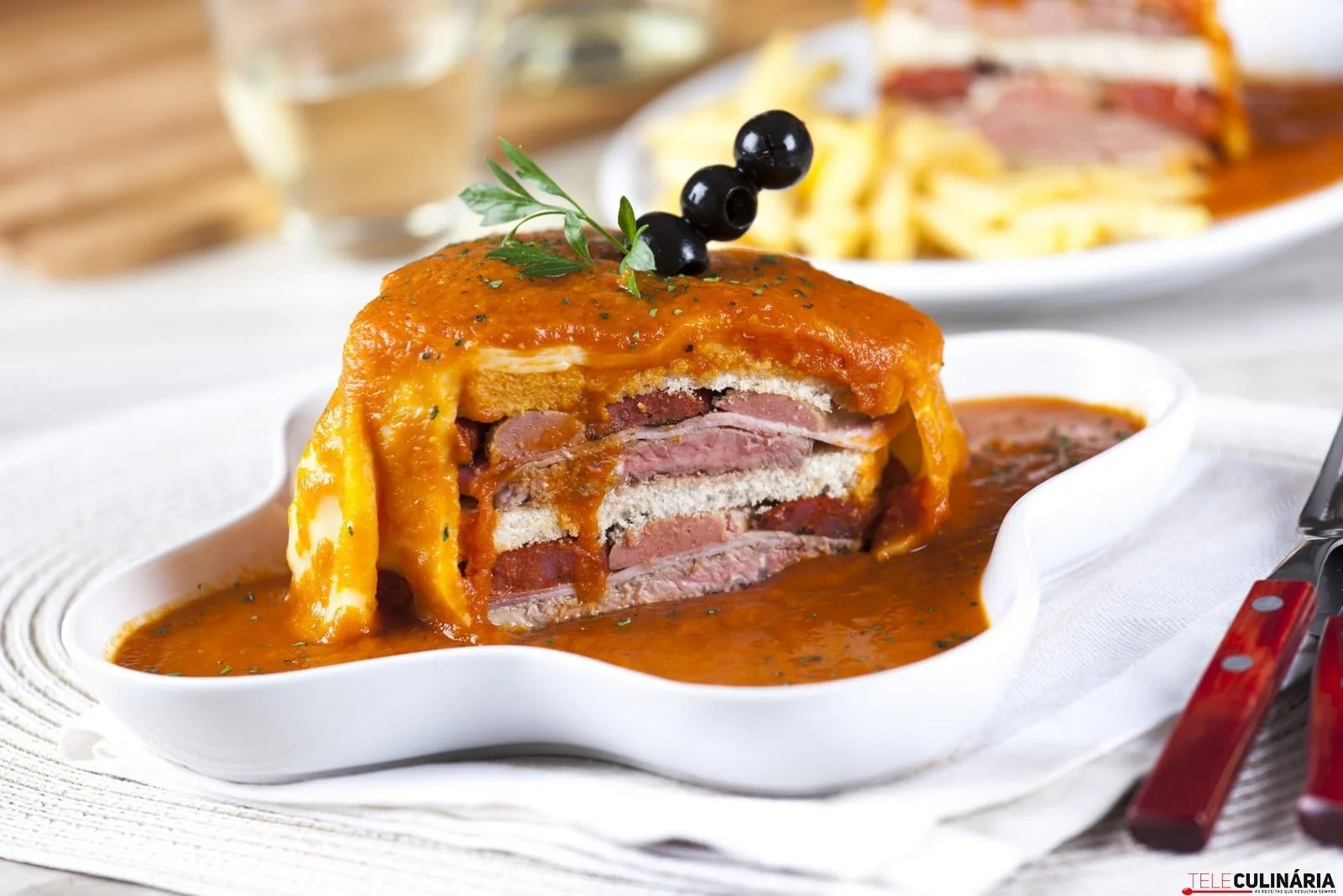 Francesinha à moda do Porto
