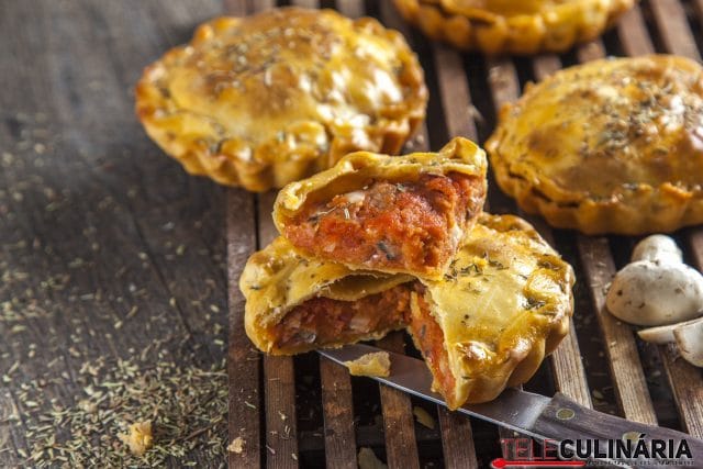 Pie de farinheira e cogumelos