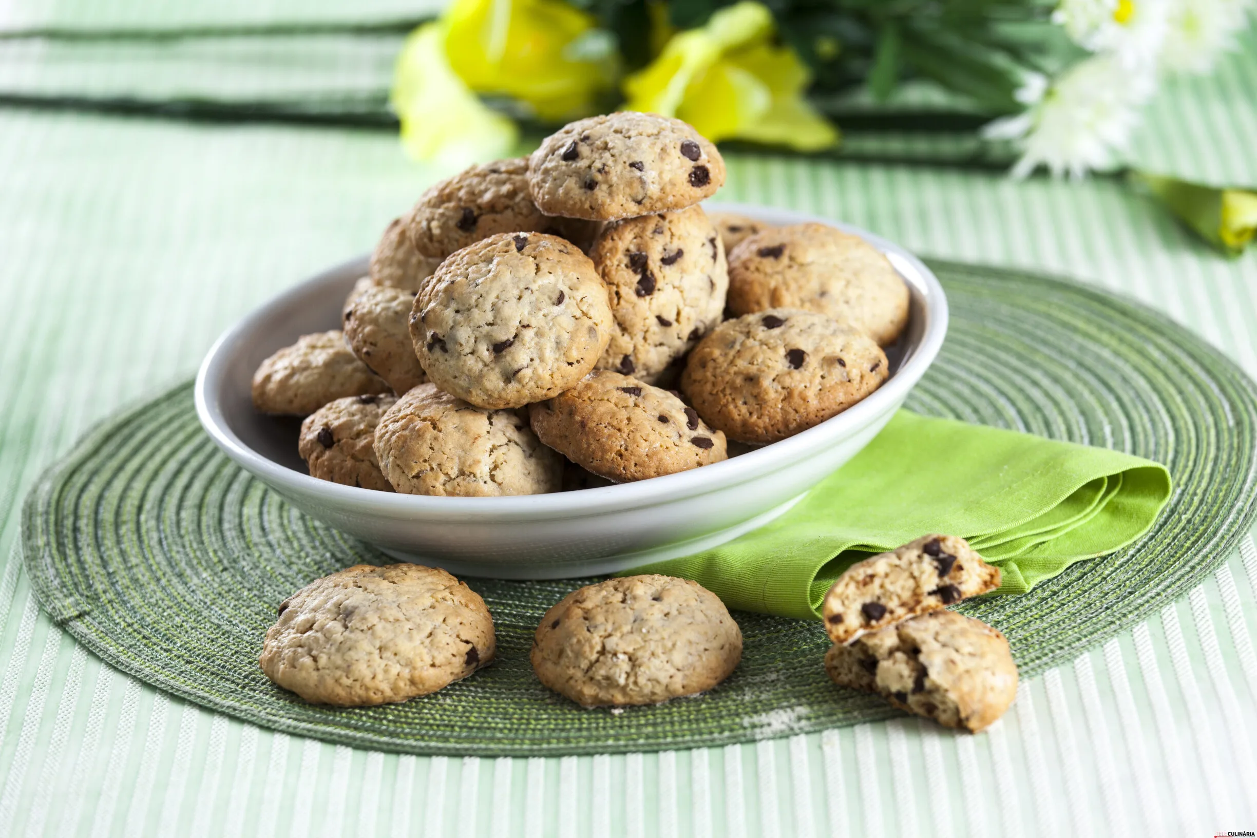 Biscoitos de aveia com pepitas de chocolate