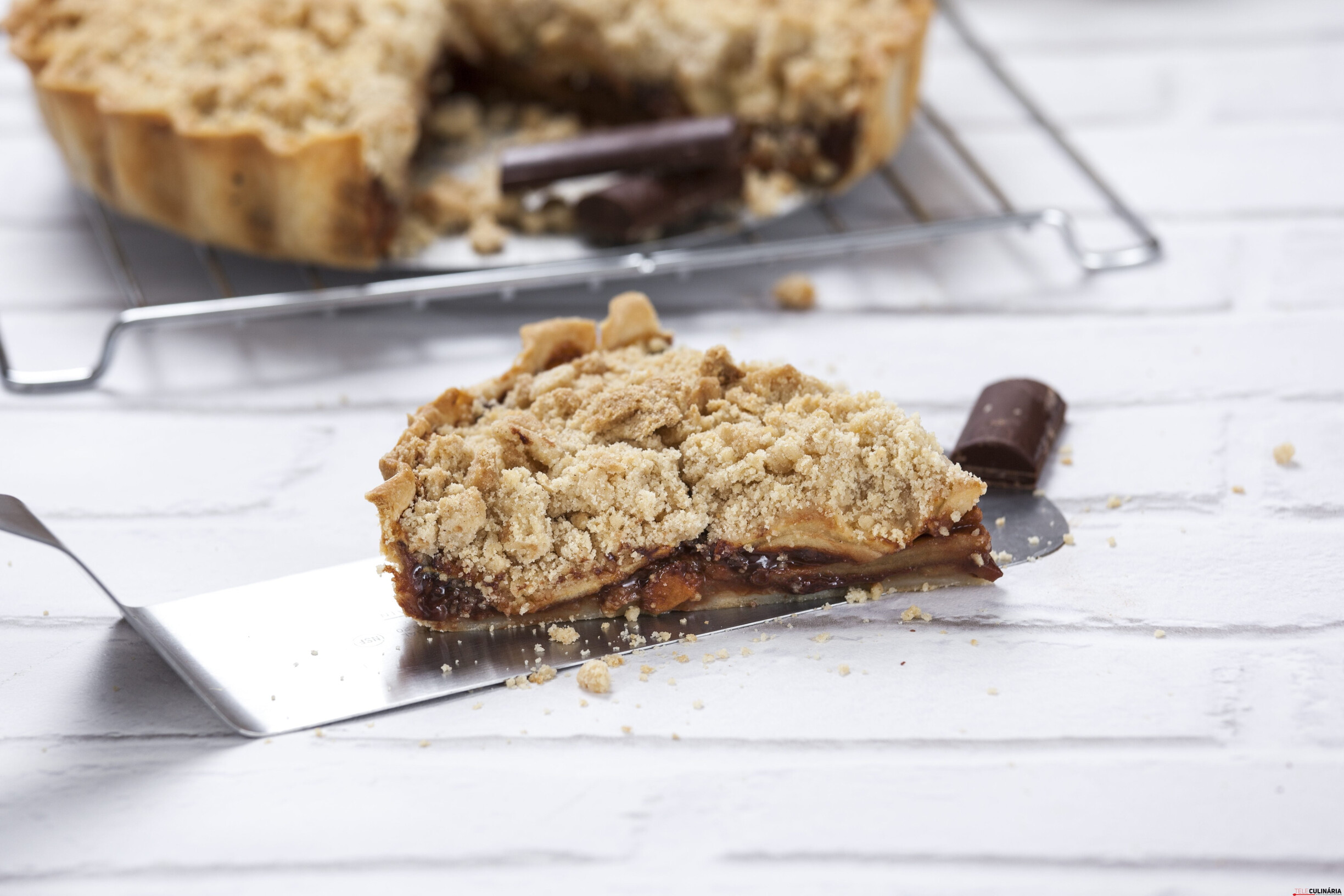 Receita de tarte de maçã com chocolate negro