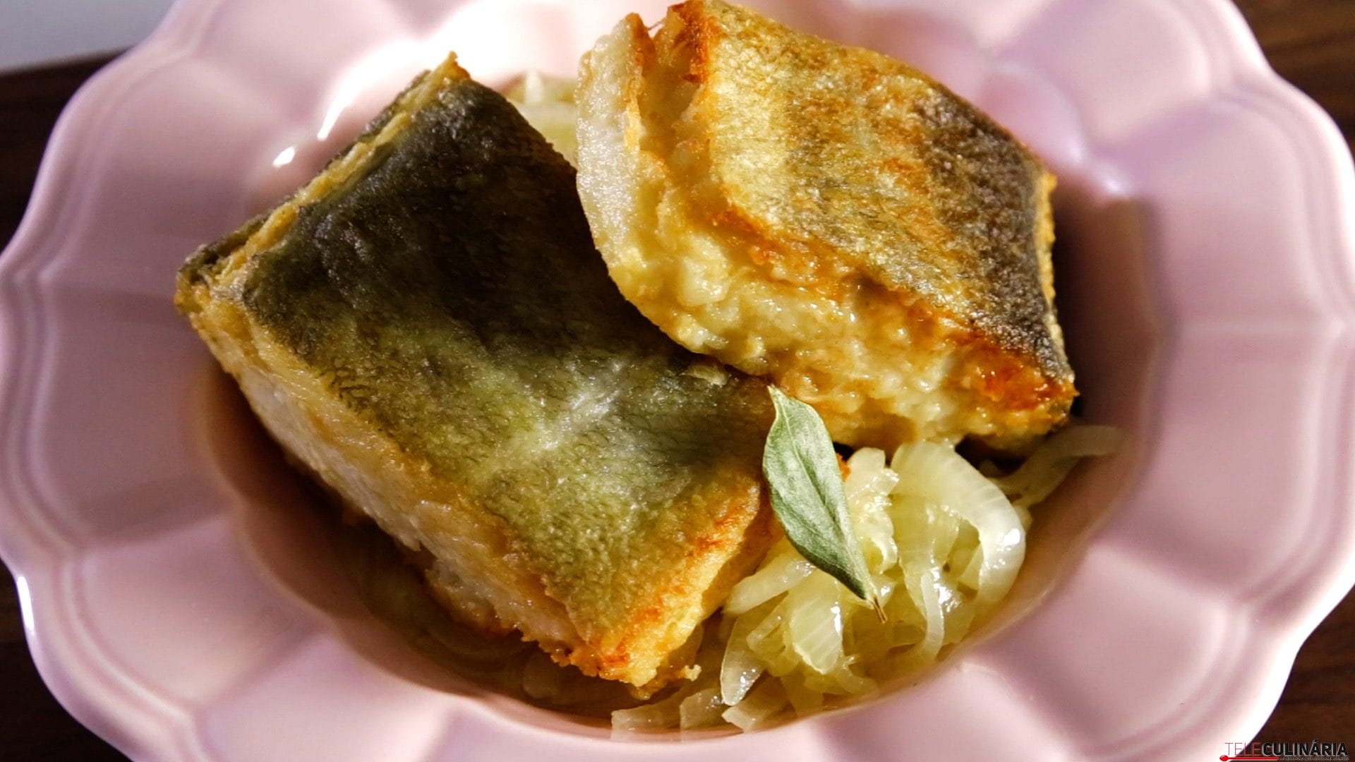 Bacalhau frito de cebolada
