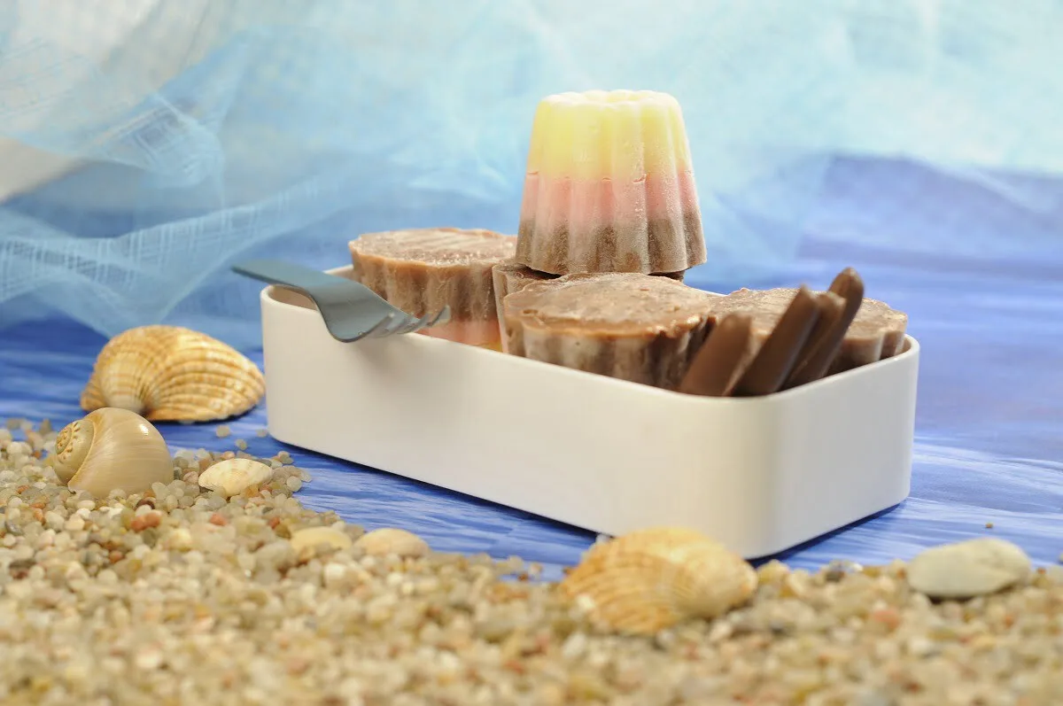 Pudinzinhos gelados arco-íris