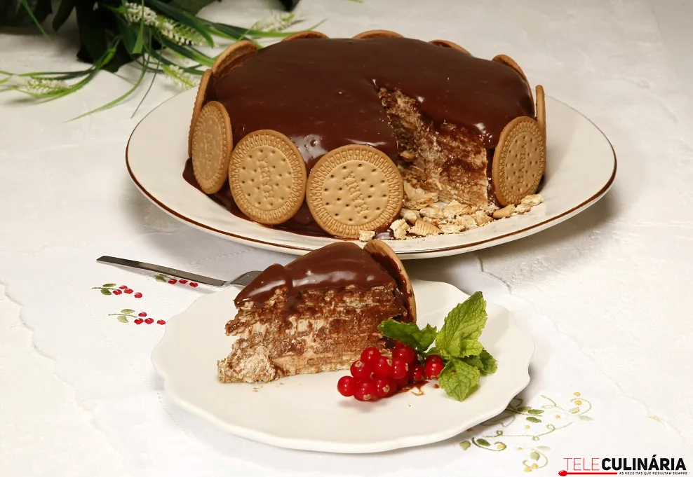 Bolo de bolacha de chocolate