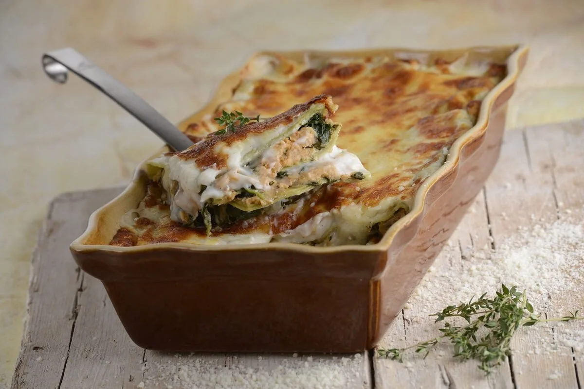 Lasanha de alheira e espinafres (robot de cozinha)