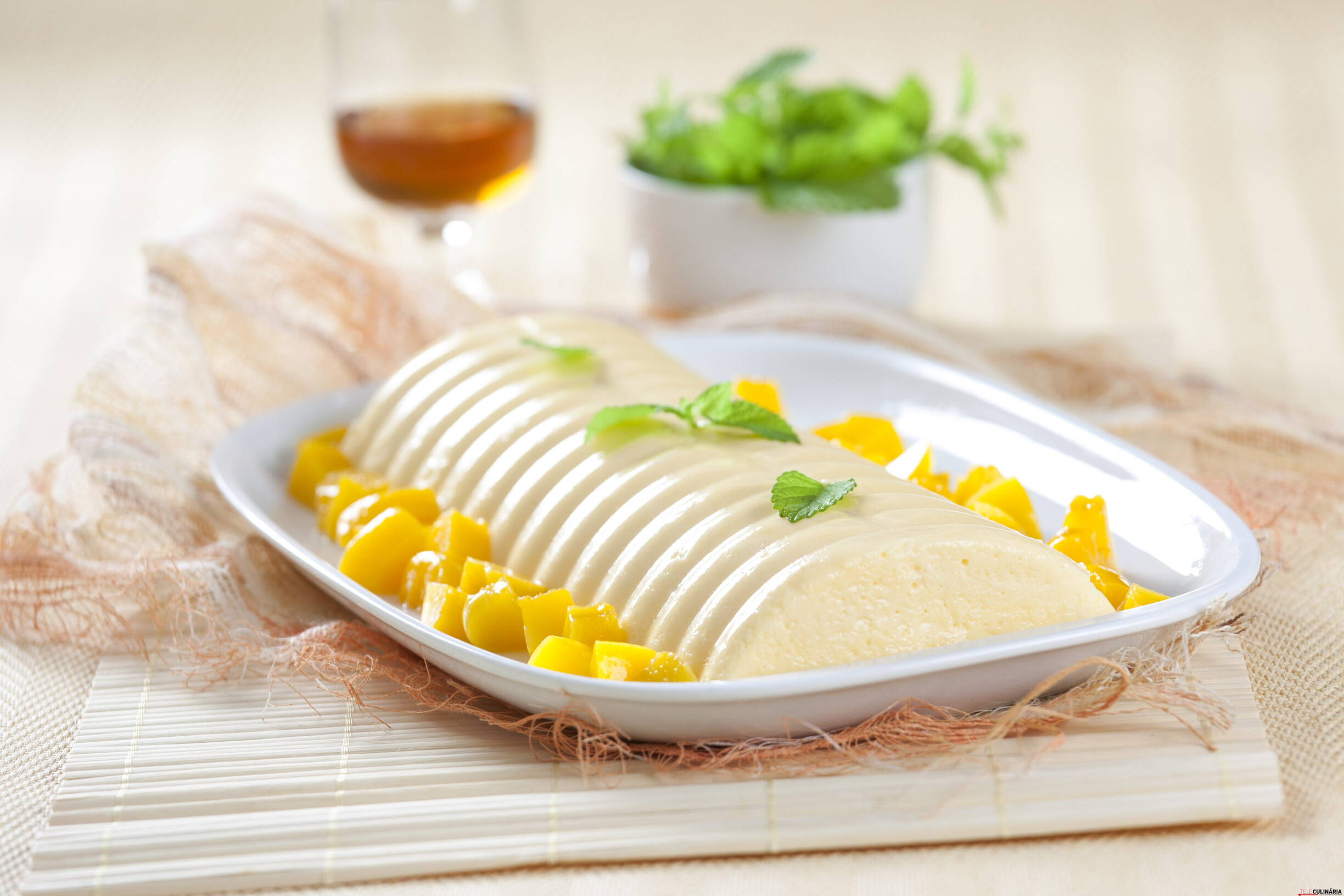 Bavaroise enformada de pêssego