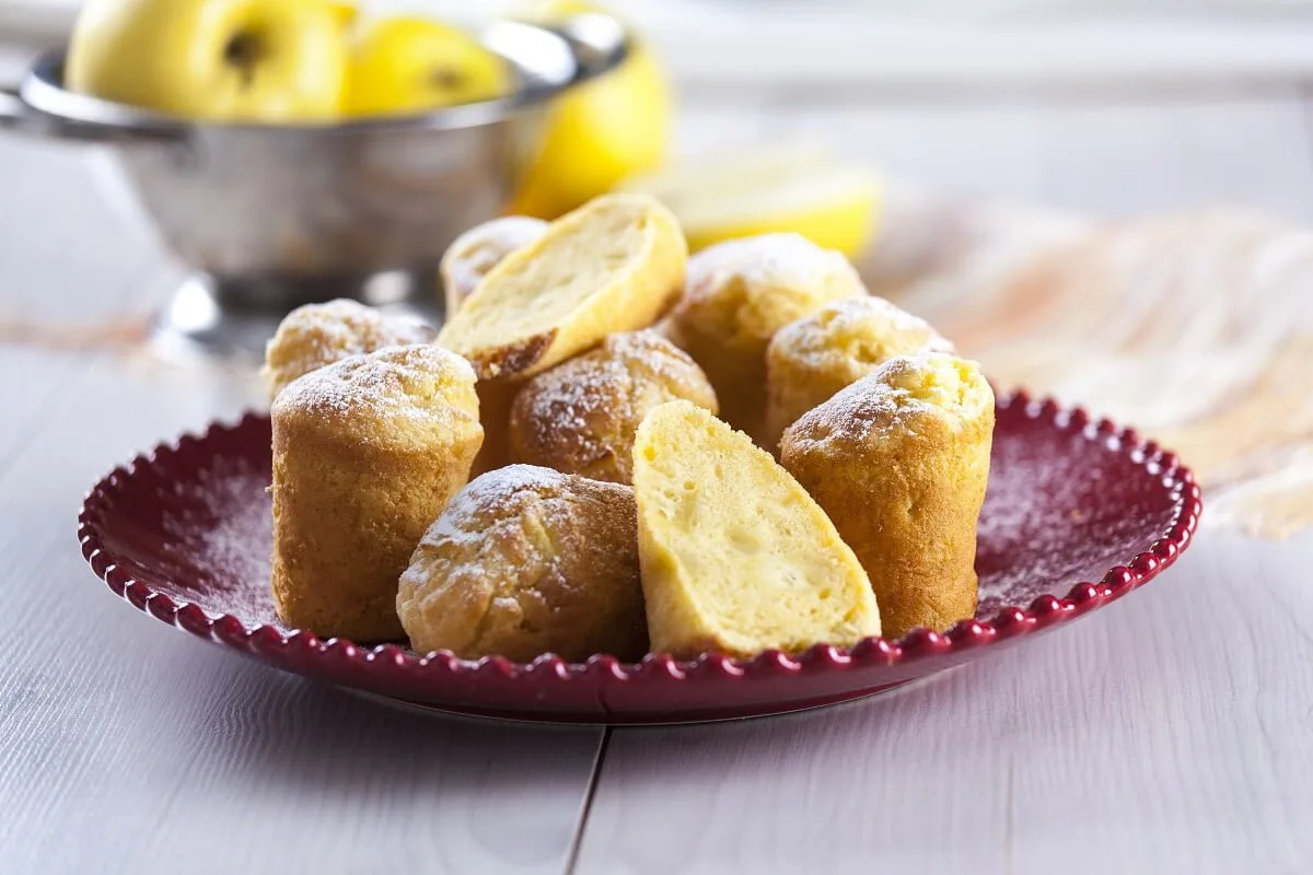 Muffins de maçã e iogurte