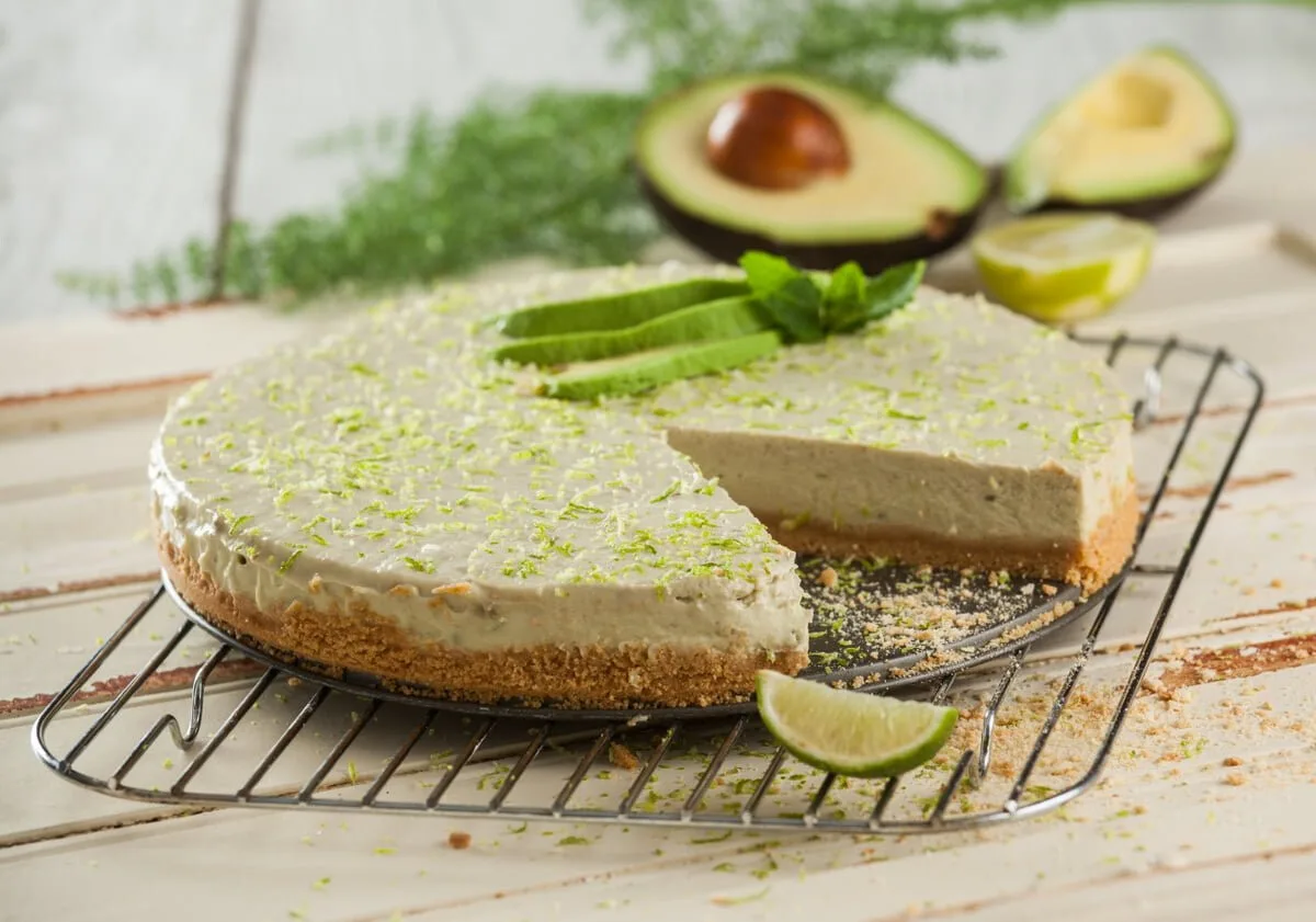 Cheesecake de abacate e lima