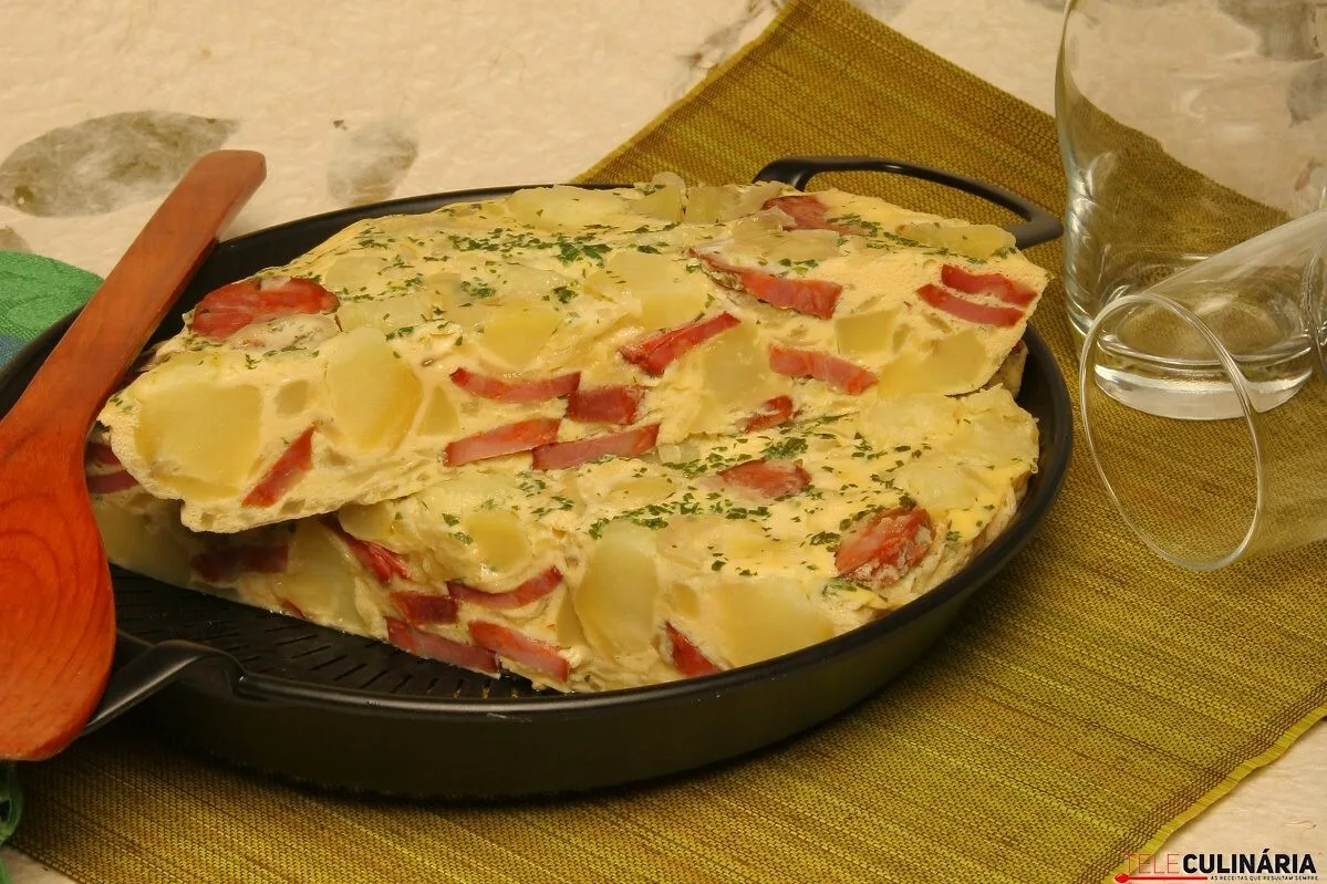 Tortilha à espanhola (robot de cozinha)