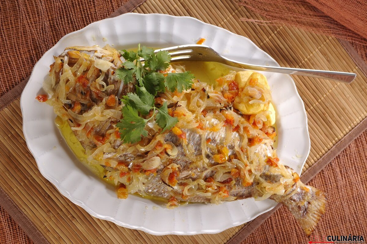 Peixe assado no forno