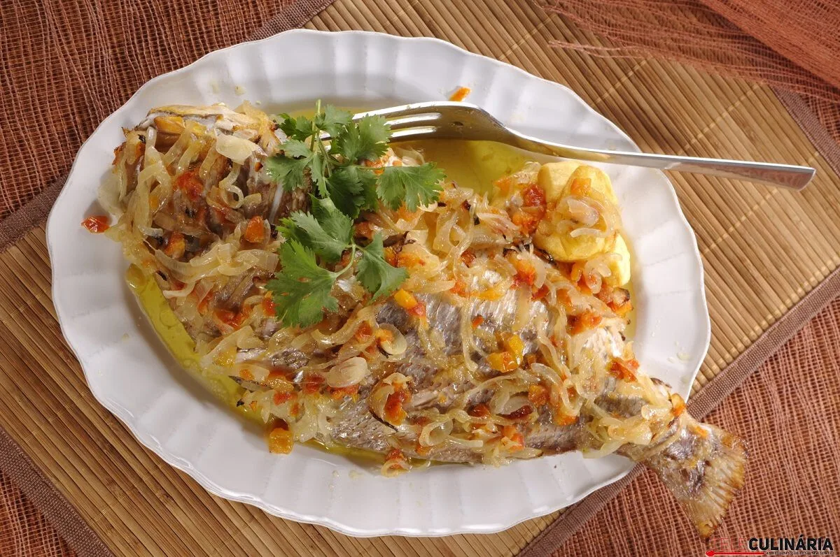 Peixe assado no forno