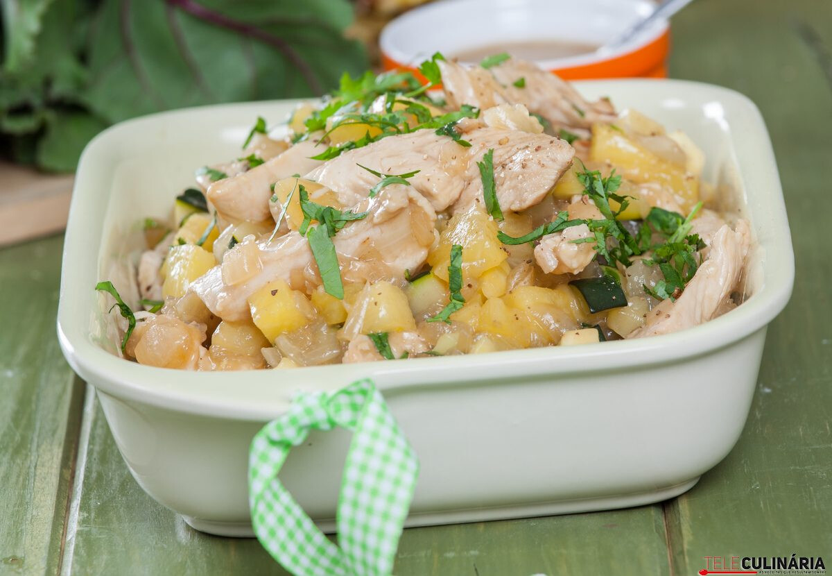 Tiras de frango com molho agridoce