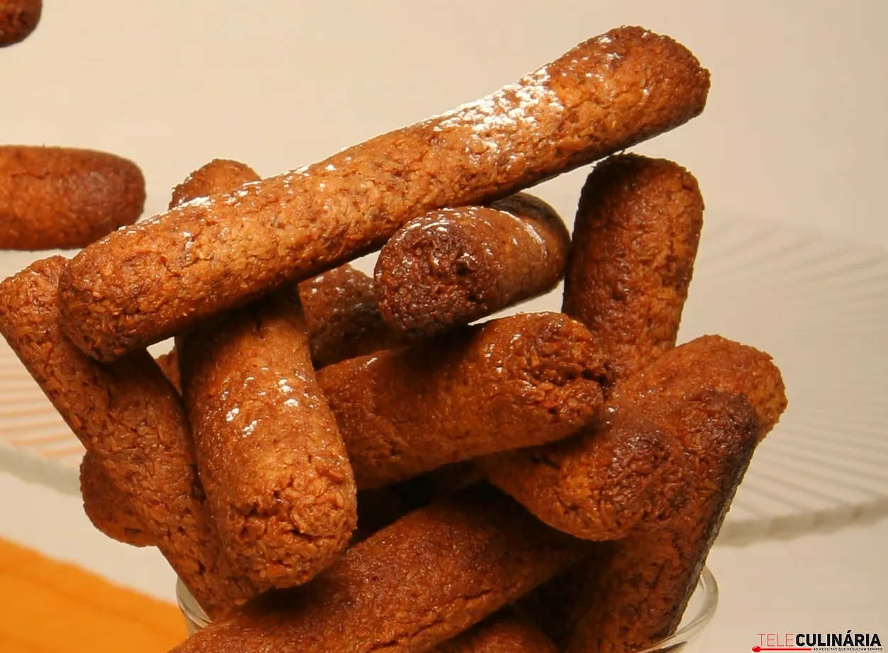 Biscoitos de coco e chocolate