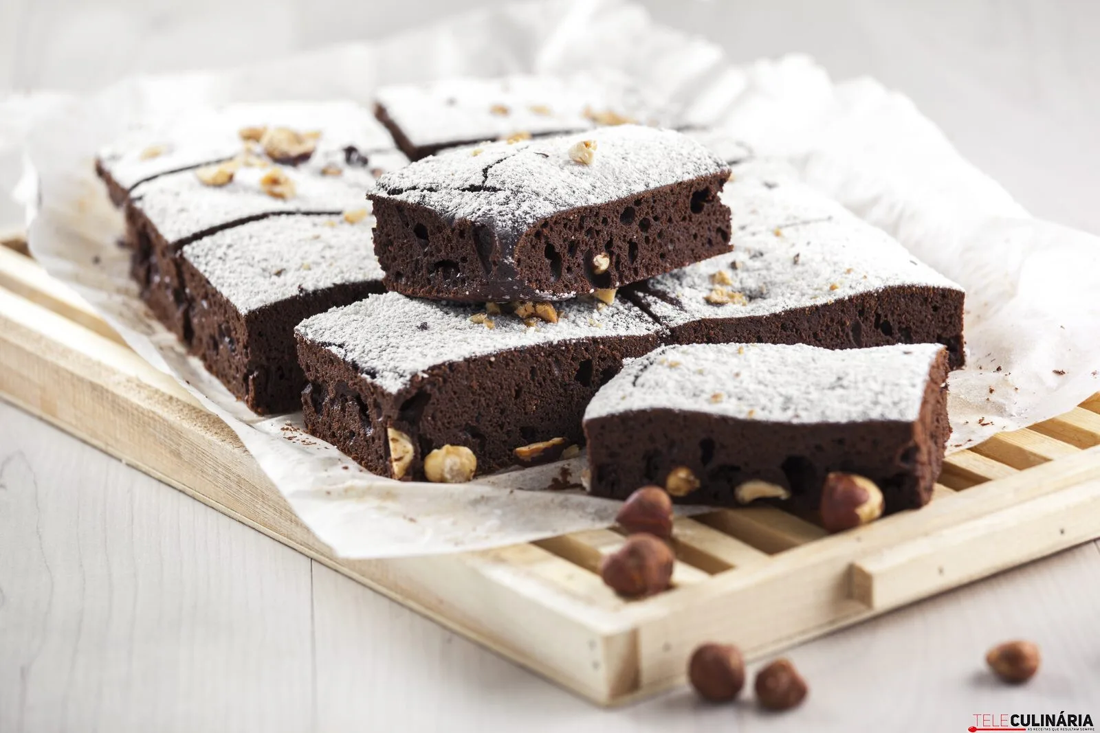 Brownie de chocolate e avelãs