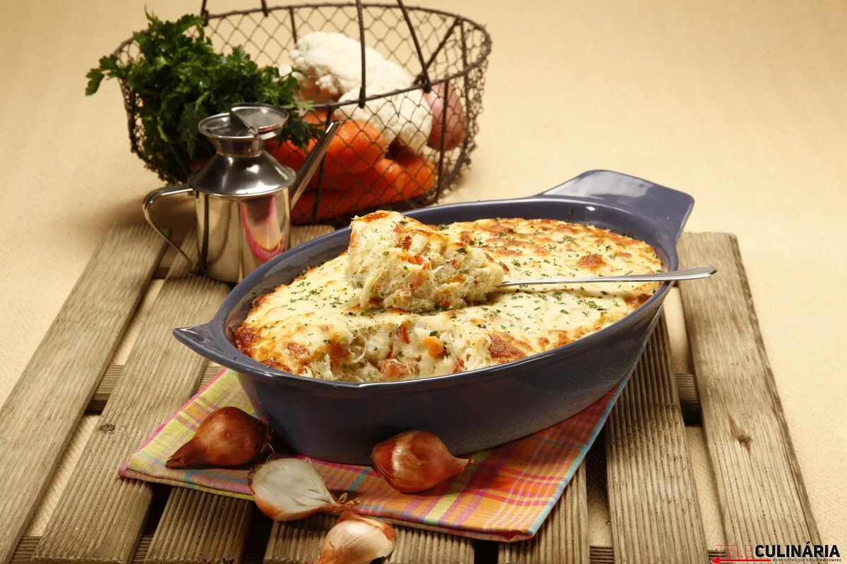 Empadão de bacalhau com legumes