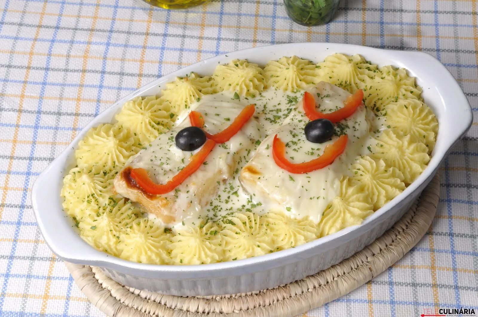 Bacalhau com alho-francês (robot de cozinha)