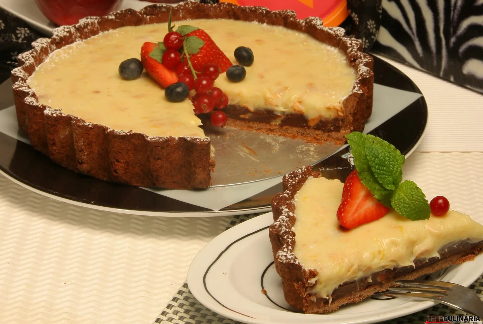 Tarte de chocolate preto e branco