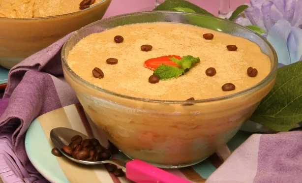 Taça cremosa de café