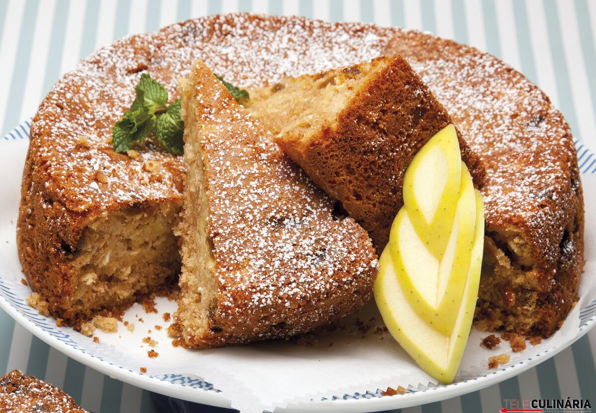 Bolo de aveia com maçã e sultanas