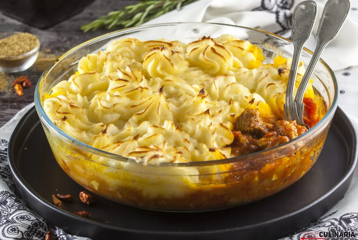 Empadão de borrego com alecrim (robot de cozinha)