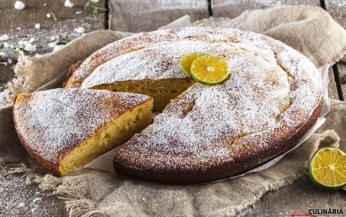Bolo de requeijão e laranja