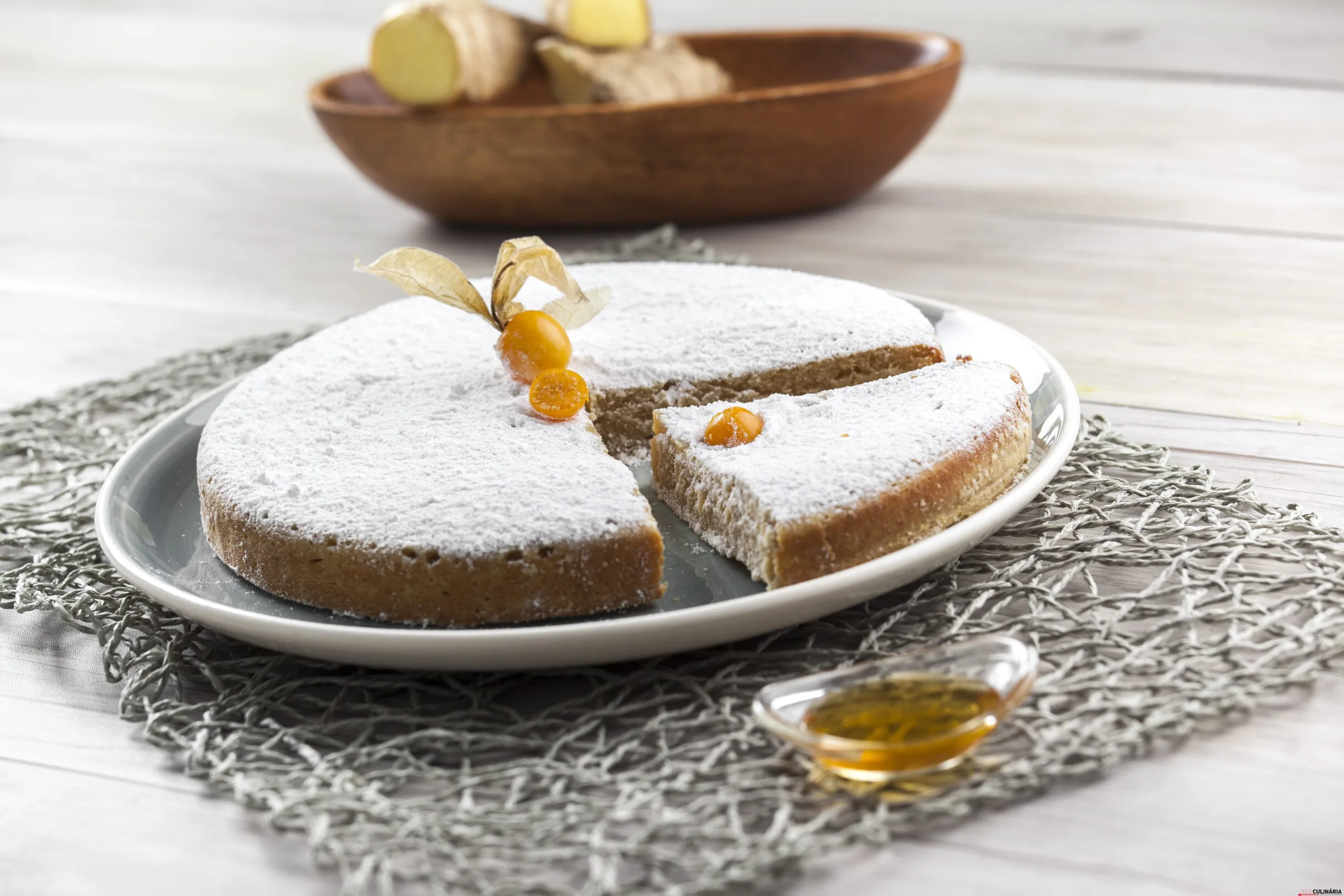 Bolo de gengibre e mel