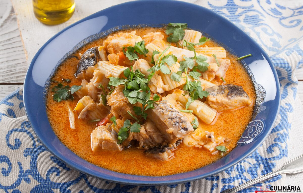 Massada de peixe (robot de cozinha)