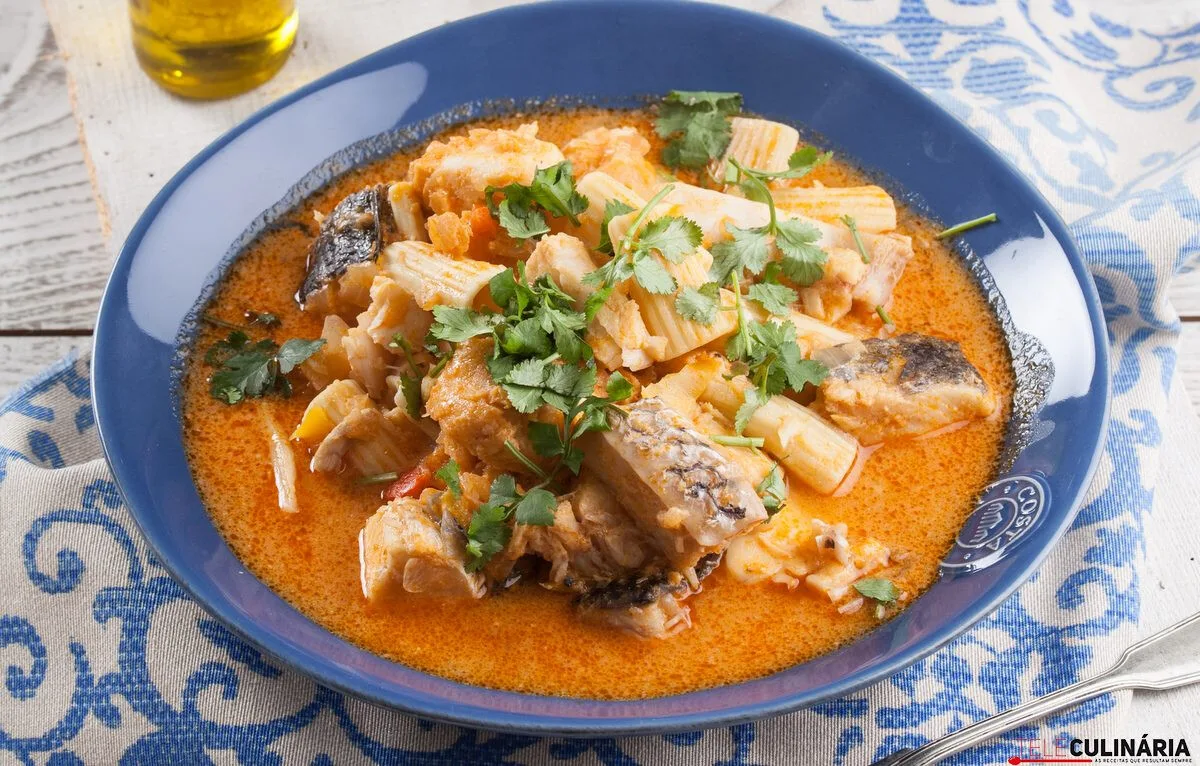 Massada de peixe (robot de cozinha)