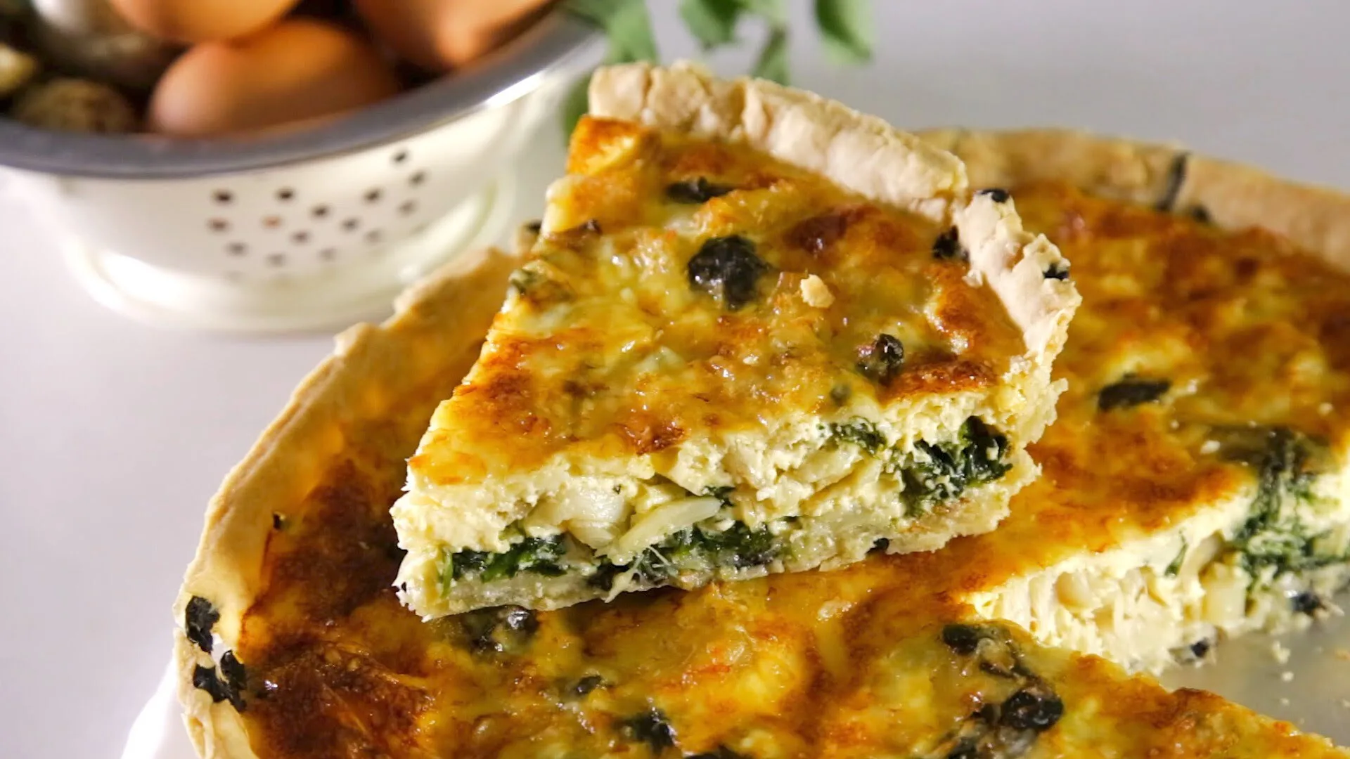 Quiche de bacalhau com espinafres