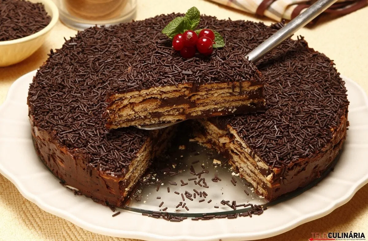 Bolo de bolacha com chocolate (robot de cozinha)