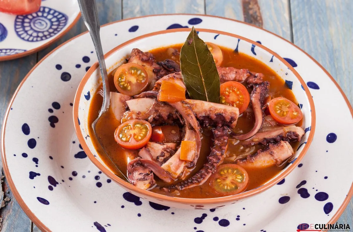 Polvo guisado (robot de cozinha)