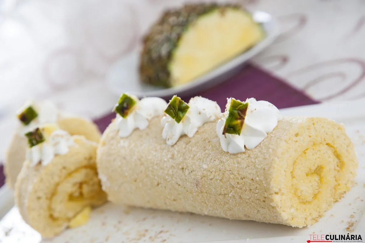 Torta de coco com ananás