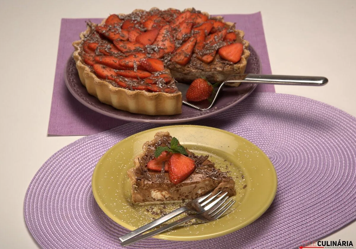 Tarte marmoreada com morangos