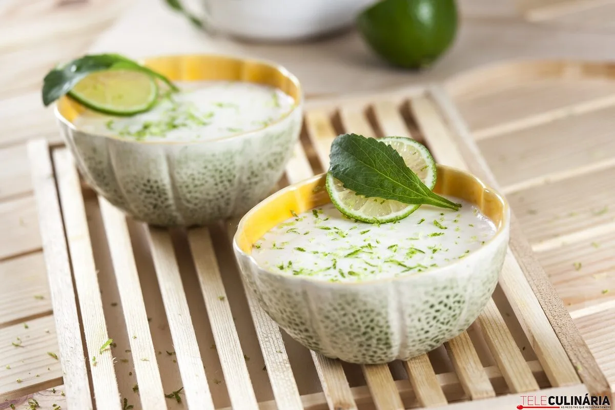 Receita de Pudim de chá de limão