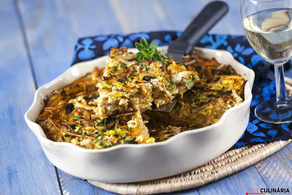 Tarte de esparguete integral com frango e legumes