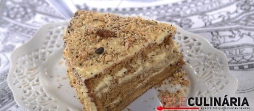 Bolo de café com creme