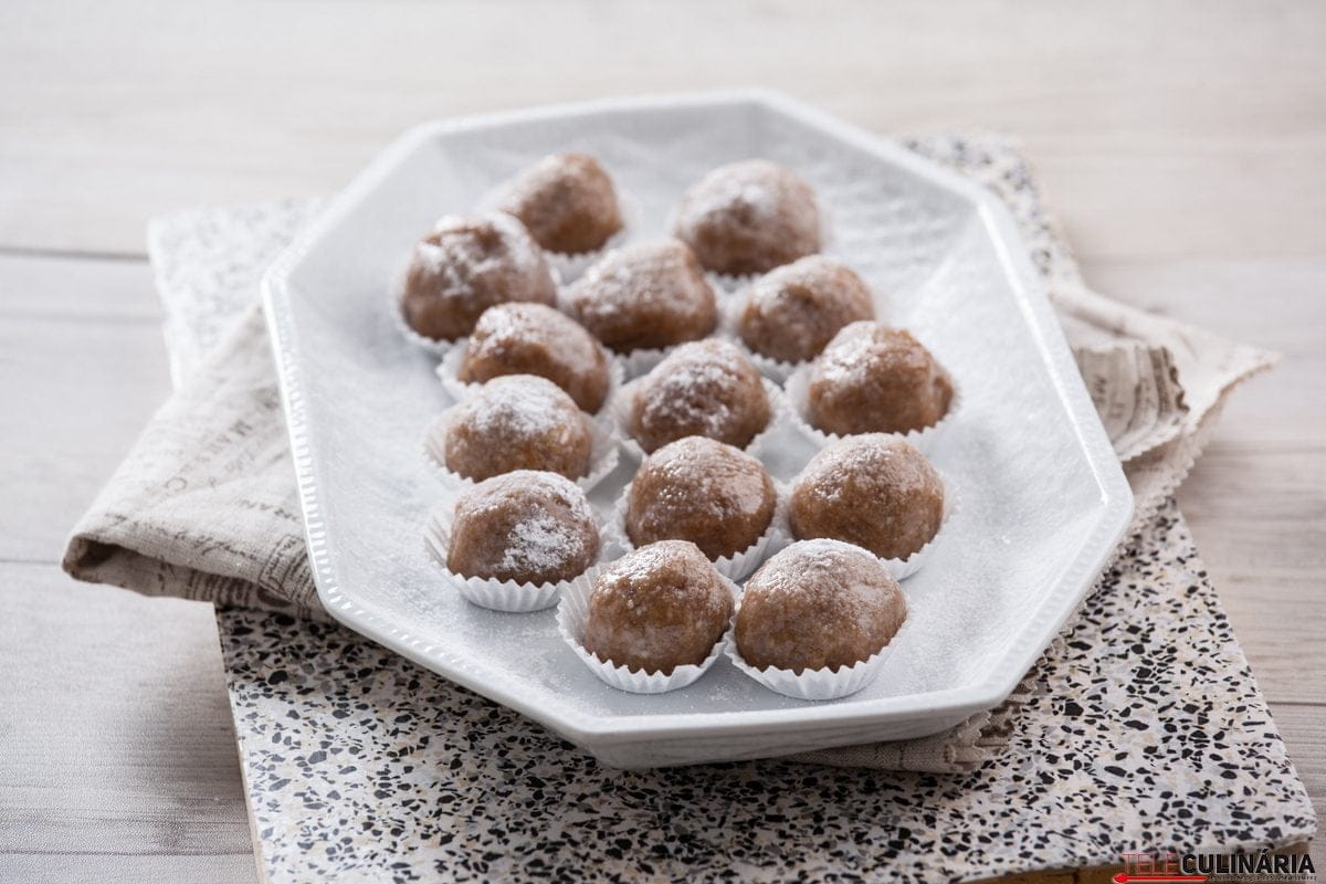 Delícias douradas de castanha - TeleCulinária