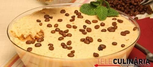 Taça cremosa de café