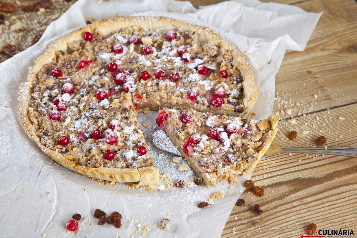Tarte de frutos secos e limão