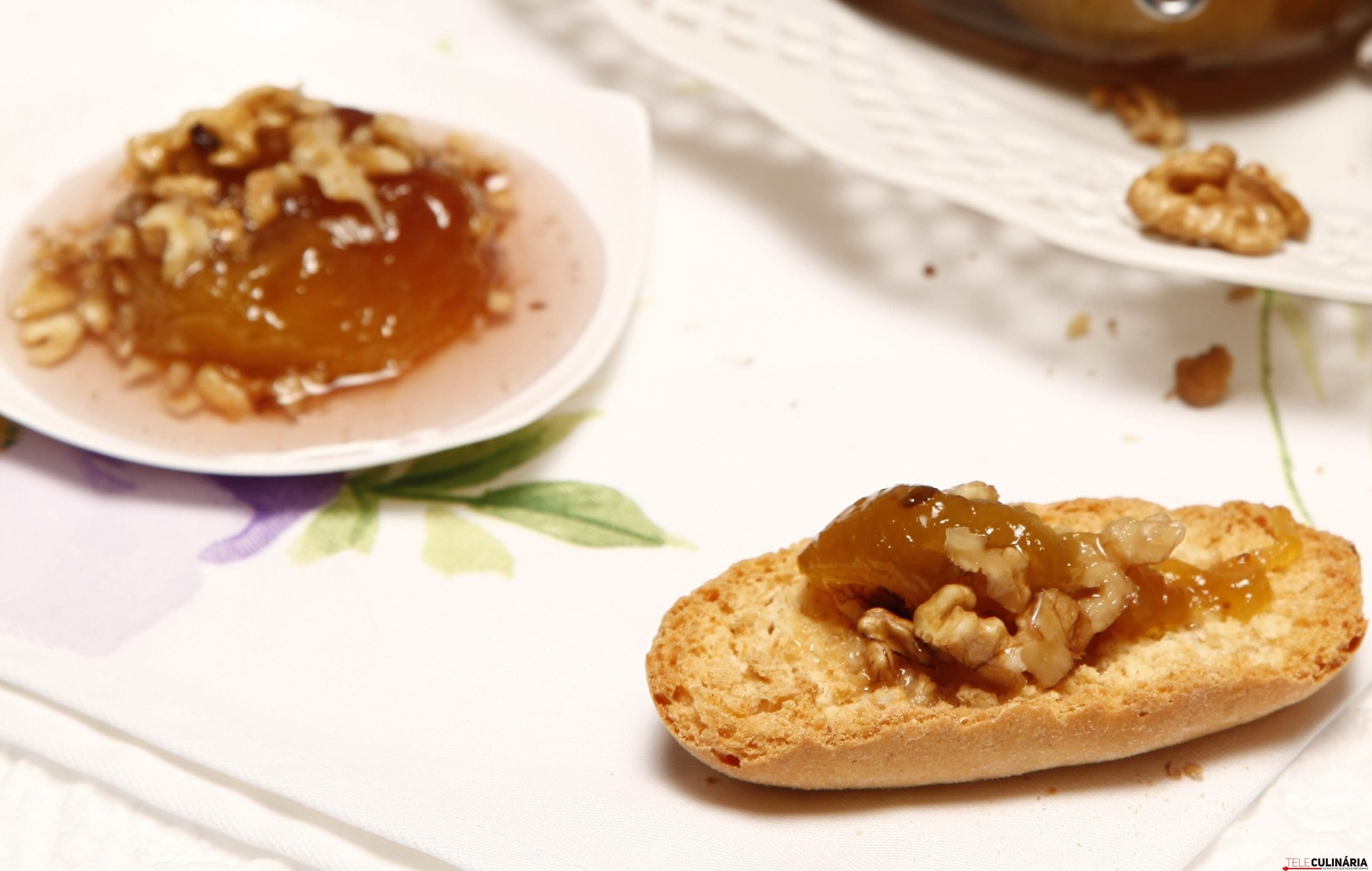 Compota de figos com noz