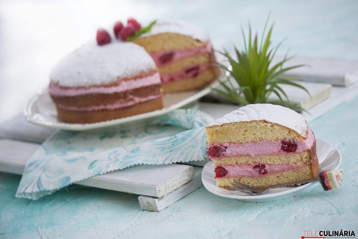 bolo de framboesas