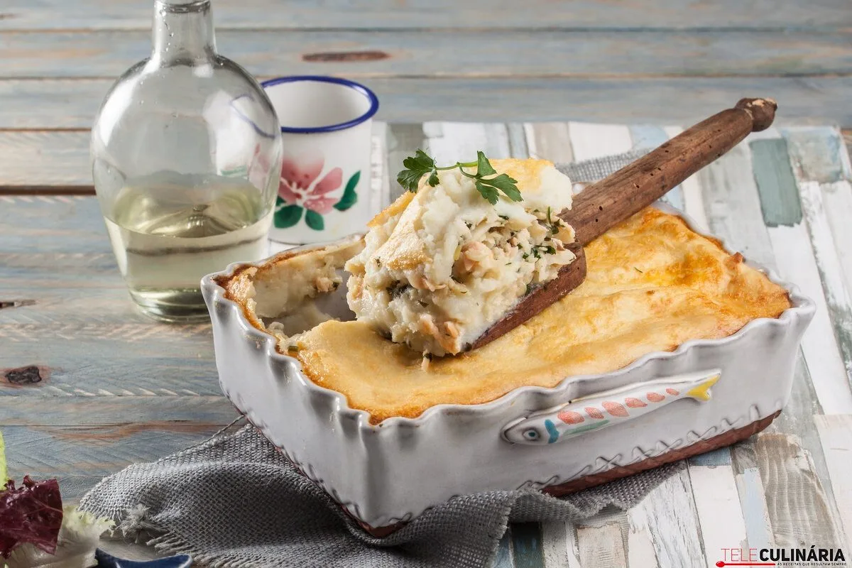 Empadão de pescada e salmão