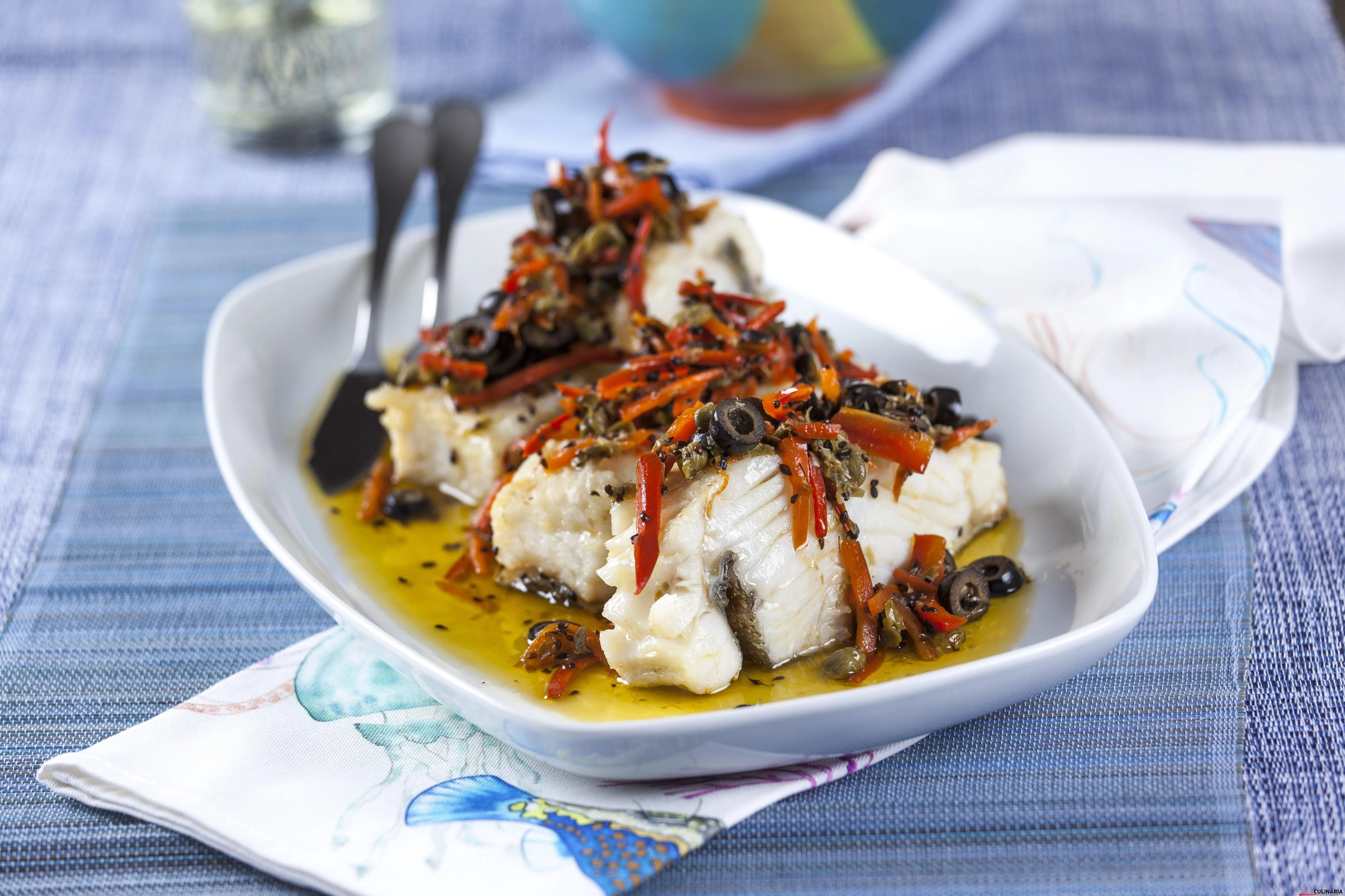 Bacalhau com Pimentos e Azeitonas