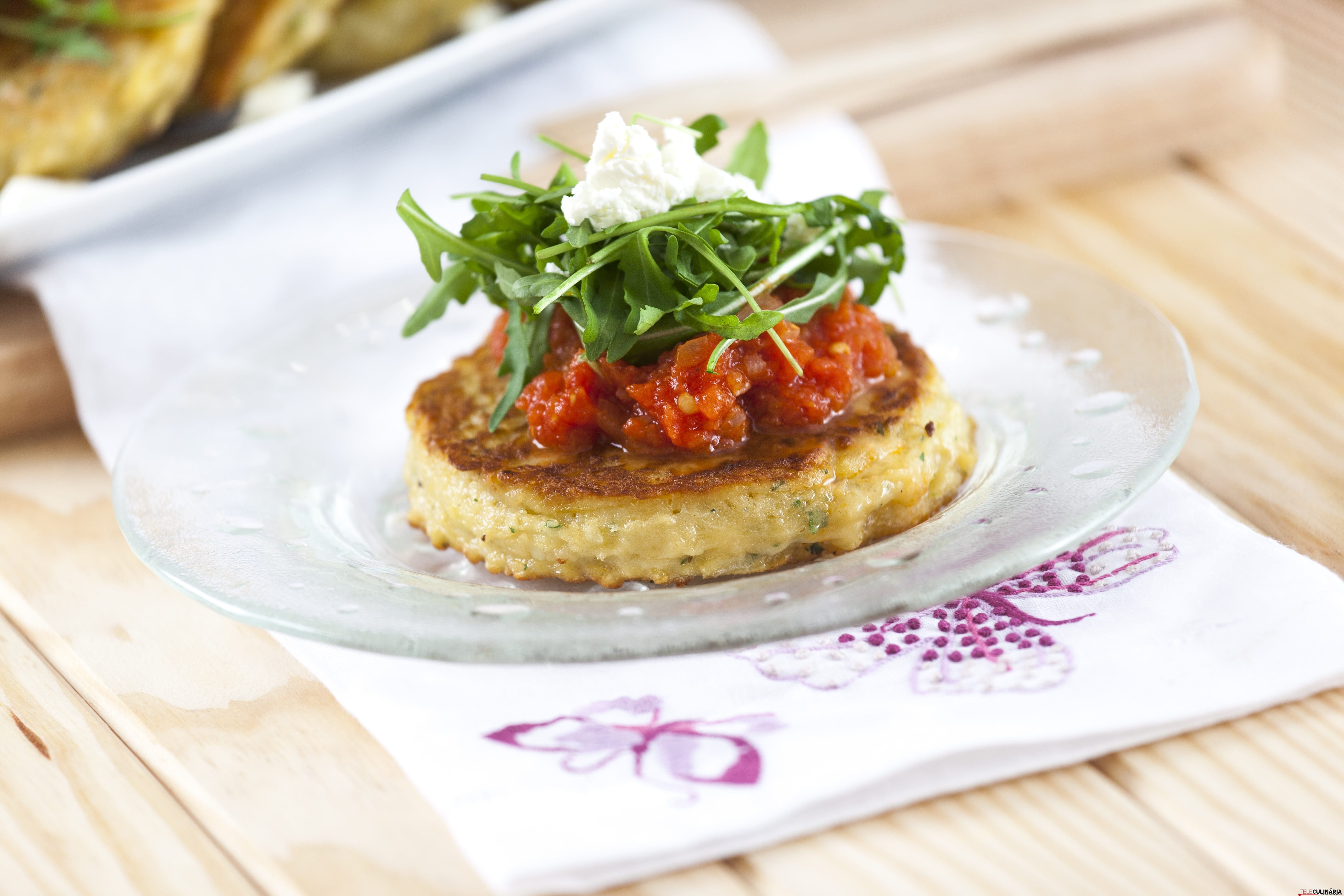 Panquecas de Batata com Tomate